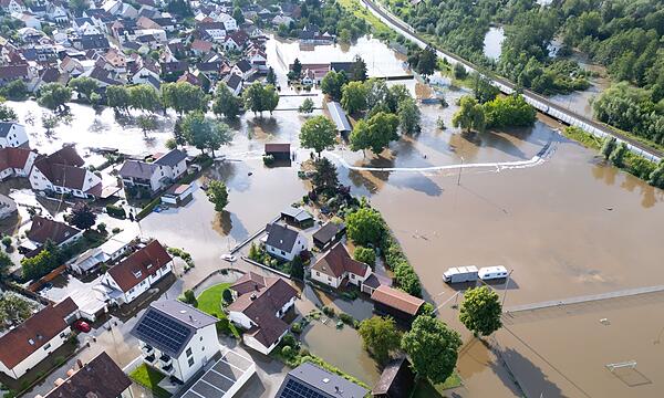 Hochwasser in Bayern - Reichertshofen