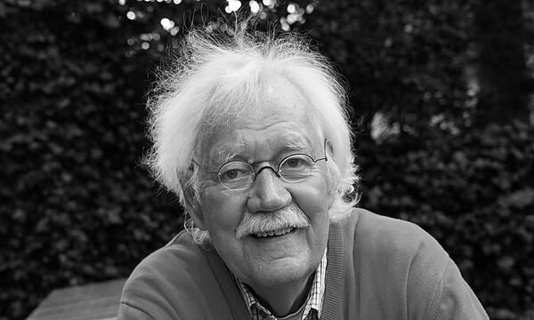 Moderatoren-Legende Carlo von Tiedemann