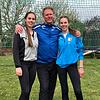 Hanna (links), Vater Heiko (Mitte) und Lena (rechts)