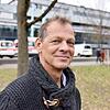 „Mir geht es unfassbar gut“, sagt Michael Heiden vor dem Internistischen Zentrum des Uniklinikums Erlangen, drei Monate nach der doppelten Transplantation von Pankreas und Niere. „Mir geht es unfassbar gut“, sagt Michael Heiden vor dem Internistischen Zentrum des Uniklinikums Erlangen, drei Monate nach der doppelten Transplantation von Pankreas und Niere.