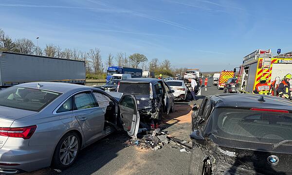 Stau-Unfälle zum Ferienstart