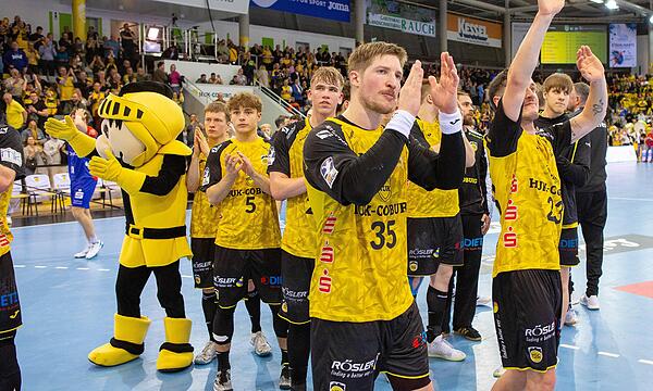 Im Dezember trafen die Ligakonkurrenten HSC 2000 Coburg und HBW Balingen-Weilstetten im Viertelfinale des DHB-Pokals in Coburg aufeinander. Die Vestestädter verloren in der Verlängerung. Revanchieren sich die Coburger nun im Ligaspiel für die Nied...