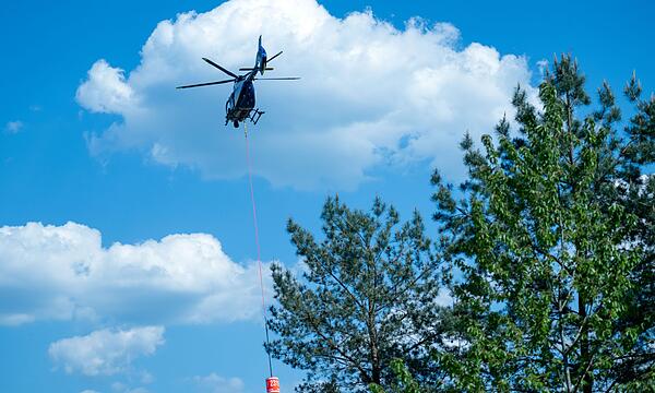 15.000 Quadratmeter Wald in Brand - Löscheinsatz dauert an