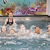 Nach den Osterferien konnten die Grundschüler aus Kasendorf erstmals Oberfrankens einzigen Schwimmcontainer testen. Die ersten von ihnen schwimmen inzwischen schon relativ gut.