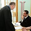 Rechtsanwalt Thomas Drehsen aus Bamberg (stehend) und sein Kollege Stefan Kohler aus Forchheim