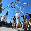 Neue Maibäume am 1. Mai - Taufkirchen