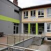 Jeder Gebäudeteil der Grundschule in Röttenbach wurde genau untersucht.