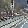 Auto landet auf Bahngleisen Auto landet auf Bahngleisen
