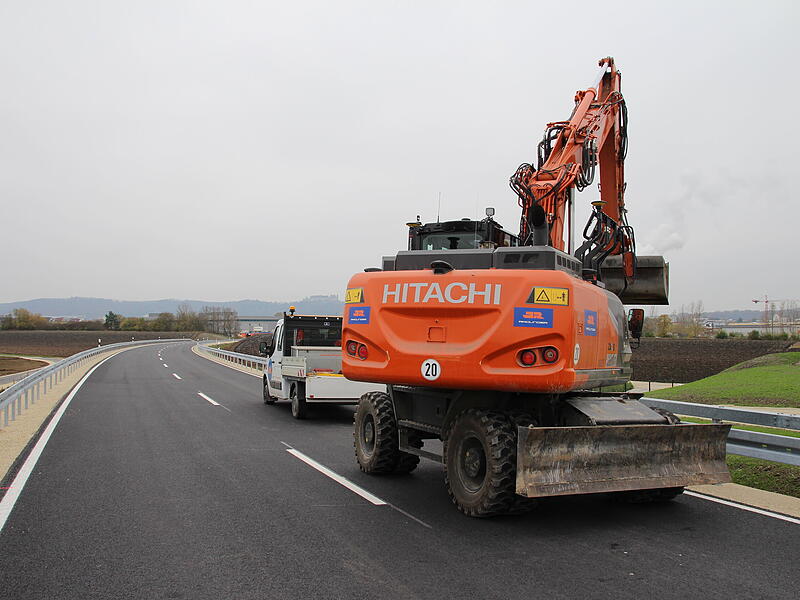Neue Trasse der Staatsstraße 2205 zwischen Coburg und Wiesenfeld