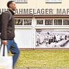 Im ehemaligen Notaufnahmelager Marienfelde treffen sich regelmäßig die Teilnehmer des Sprachcafés.