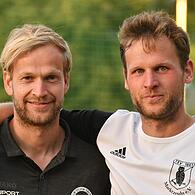 Freundschaftliches Familienduell: Jakob Engelmann (links) trifft mit dem SC Sylvia Ebersdorf auf seinen Cousin Lukas Engelmann und dessen FC Lichtenfels.