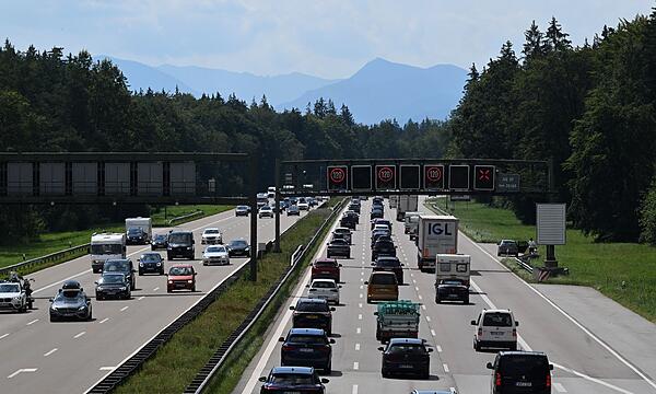 Stau auf der Autobahn