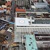 Blick aus dem Hubschrauber auf die Landeplattform Blick aus dem Hubschrauber auf die Landeplattform
