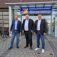 Sie sind zur Bürgermeisterwahl in Heßdorf angetreten (von rechts): Erich Biermann (Freie Wähler), amtierender Zweiter Bürgermeister Axel Gotthardt (CSU) und Matthias Scholz („Gemeinde im Mittelpunkt“ (GiM).