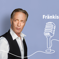 Schauspieler Wilfried Hochholdinger aus Bamberg spricht im Podcast "Fränkischer Talk" über seine wichtigsten Rollen und das Mammut-Projekt "Die Ermittlung", das im Juli 2024 in die Kinos kam.