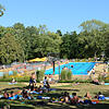 Das Freibad in Gaustadt direkt am Michelsberger Wald zählt zu den beliebtesten Bädern in der Region.