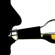 Gefährliche Sucht: 9,5 Millionen Menschen konsumieren in Deutschland Alkohol in gesundheitlich riskantem Ausmaß, 1,77 Millionen gelten als abhängig. Auch Jugendliche sind betroffen. Das ist auch ein Thema für „Demokratie leben“.