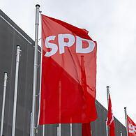 Wird die SPD mit CSU/CDU in einer Koalition zusammenarbeiten? In der Partei-Basis weht der Wind in unterschiedliche Richtungen.