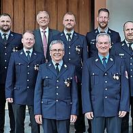 Beim Florianstag in der Gemeinde Obertrubach (v. l.): Christian Meister, Martin Reichel, Andreas Kirsch, Bürgermeister Markus Grüner, Markus Habermann, Alexander Schaffer, Stefan Lang, Patrik Distler, KBM Marc Maier, Landrat Hermann Ulm und KBR Ol...