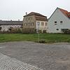 Erneut auf der Tagesordnung des Wiesenbronner Gemeinderates, diesmal in Form einer Bauvoranfrage, war das Bauvorhaben auf dem Anwesen "Kleinlangheimer Straße 2". Es gab bereits Diskussionen aufgrund der benachbarten ehemaligen Synagoge. Erneut auf der Tagesordnung des Wiesenbronner Gemeinderates, diesmal in Form einer Bauvoranfrage, war das Bauvorhaben auf dem Anwesen "Kleinlangheimer Straße 2". Es gab bereits Diskussionen aufgrund der benachbarten ehemaligen Synagoge.