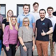 Der neu gewählte Ortsvorstand mit CSU-Oberbürgermeisterkandidatin Martina Hebendanz (Mitte), rechts daneben Ortsvorsitzender Felix Mönius sowie der JU-Bezirksvorsitzende Markus Oesterlein.