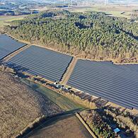 Die PV-Anlage bei Grafendobrach aus der Vogelperspektive