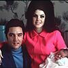 Elvis Presley mit Priscilla und Tochter Lisa Marie