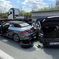 Der Fahrer, eines VW-Passats, übersah am 8. April auf der A73 bei Eggolsheim die Sperrung einer Spur aufgrund einer Tagesbaustelle.