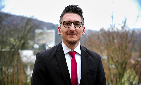 Der erste Kandidat für die Bürgermeisterwahl in Bad Brückenau stellt sich vor: Jan Marberg (SPD) will erneut antreten. Der erste Kandidat für die Bürgermeisterwahl in Bad Brückenau stellt sich vor: Jan Marberg (SPD) will erneut antreten.