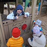 Rosengarten SpielplatzeröffnungRathaussturm Sonneberg