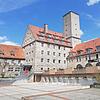Auf Burg Feuerstein steht eine Sanierung an. Auf Burg Feuerstein steht eine Sanierung an.