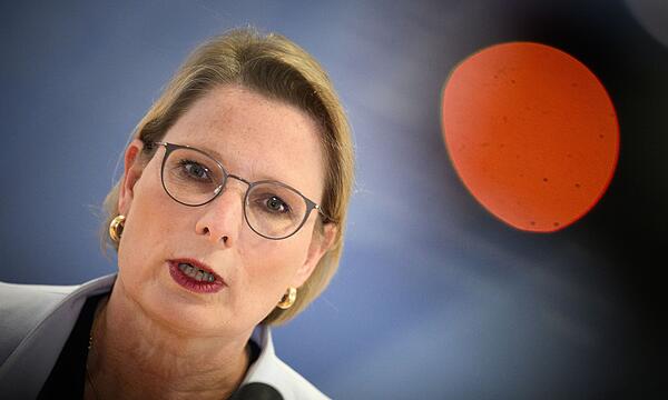 Ermittlungen gegen rechte Terrorzelle