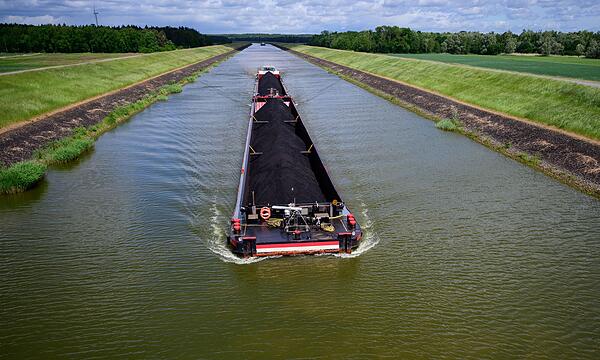 Ferngesteuertes Binnenschiff «Niedersachsen 2»