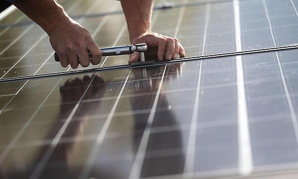 Ein Plan soll Bürgern zeigen, welche Möglichkeiten der Wärmeversorgung es in ihrem Gebiet gibt.  Die Planer sind sich einig: Eine Umstellung auf erneuerbare Energien bis 2045 ist machbar. Und: Ramsthal hat noch viel Potential für PV Anlagen.