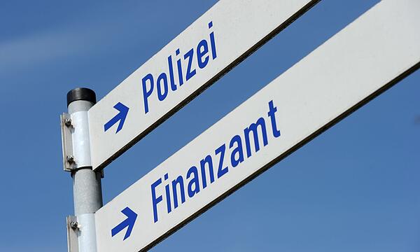 Schilder - Finanzamt und Polizei