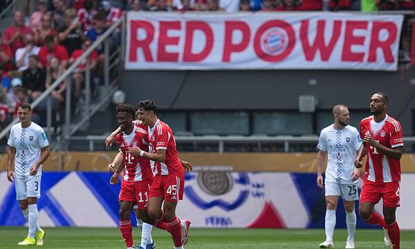 Bayern München - Auckland City