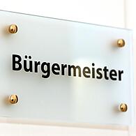 Am 8. März 2026 werden auch im Landkreis Bad Kissingen neue Bürgermeisterinnen und Bürgermeister gewählt.