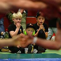 In der Bundesliga fiebern die Lichtenfelser Talente regelmäßig vom Mattenrand mit. Am Samstag dürfen die Nachwuchsringer des AC Lichtenfels in der Adam-Riese-Halle selbst auf die Matte und um Medaillen kämpfen.