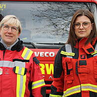 Feuerwehrauto, Frauen, Uniform